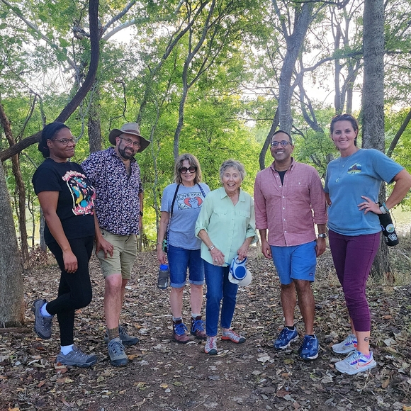 Meet your Posher, Beverly - Picture 2 of 4